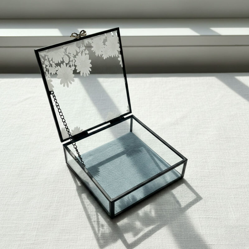 White Blossom" UV Artisan Box